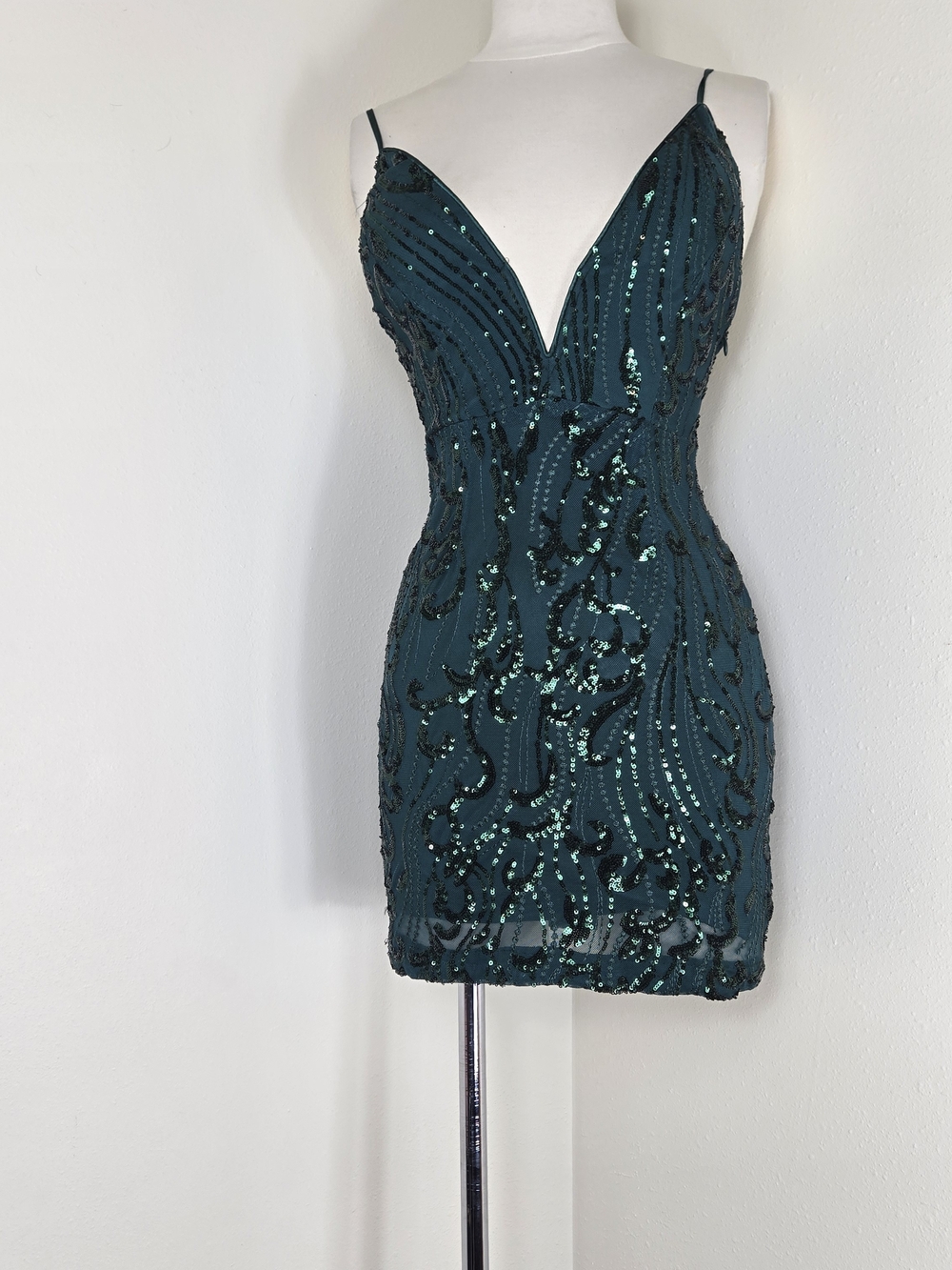 Lulu's Emerald Green Sequin V-Neck Mini Dress - Picture 2 of 4
